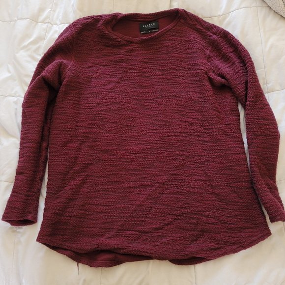 Pacsun Sweater (longer fit) - Picture 1 of 2